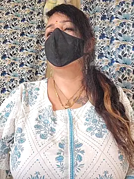 cute-tanvi online show from 09.25.25