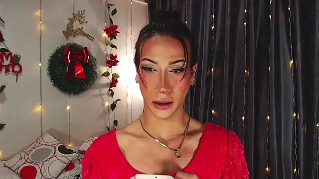 Snapshot of Kenisha_Sweet chatting on 12.17.24 Kenisha Sweet online show from 12.17.24
