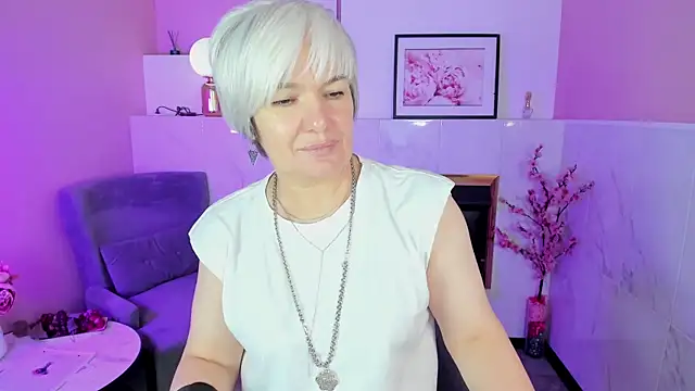 CarmenSoft online show from 09.17.25