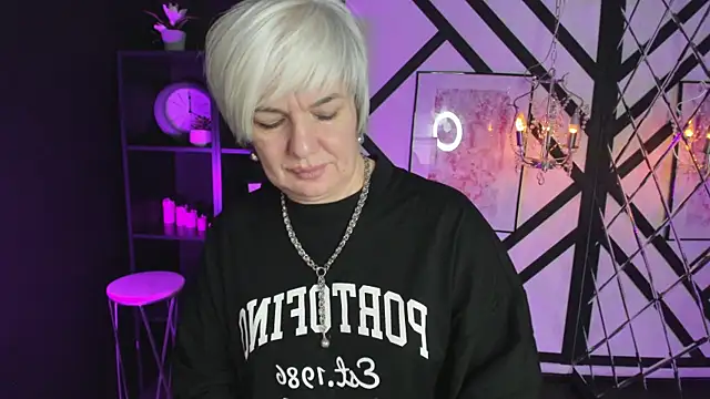 CarmenSoft online show from 11.10.25