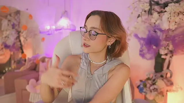 DalahiaRush online show from 10.24.25