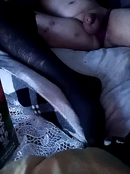 NylonBooyy online show from 11.04.25