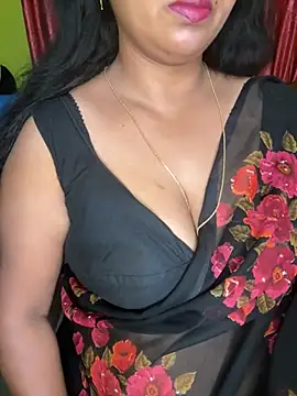 Snapshot of Anushka_21 chatting on 04.25.26 Anushka 21 online show from 04.25.26