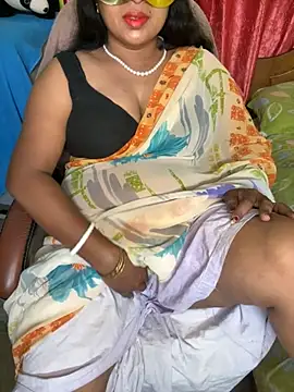 Snapshot of Anushka_21 chatting on 05.17.26 Anushka 21 online show from 05.17.26