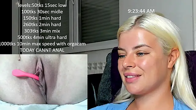 Snapshot of queenofthenighttt chatting on 09.23.25 queenofthenighttt online show from 09.23.25