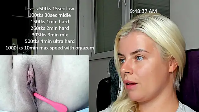 Snapshot of queenofthenighttt chatting on 09.28.25 queenofthenighttt online show from 09.28.25