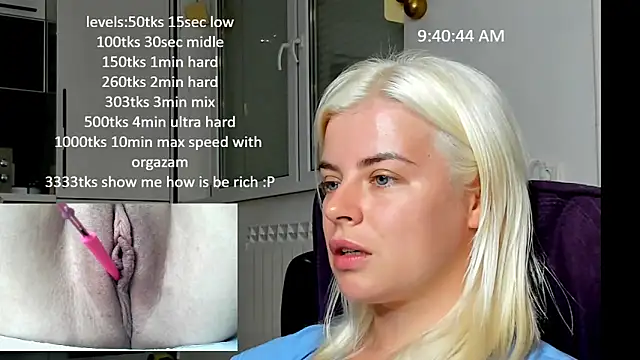 Snapshot of queenofthenighttt chatting on 10.13.25 queenofthenighttt online show from 10.13.25