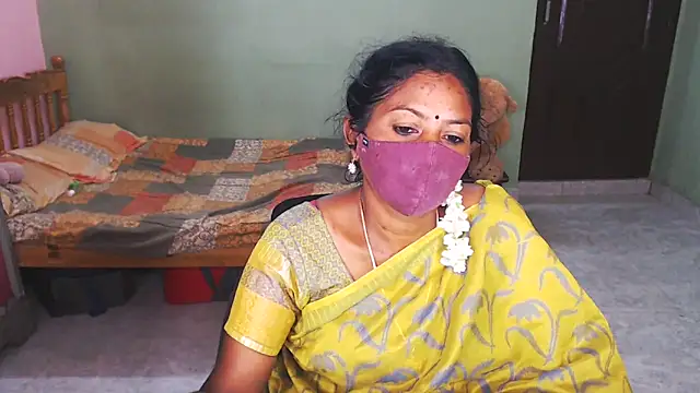 Snapshot of Novapol chatting on 02.01.26 Novapol online show from 02.01.26