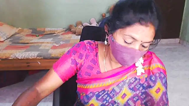 Snapshot of Novapol chatting on 02.21.26 Novapol online show from 02.21.26