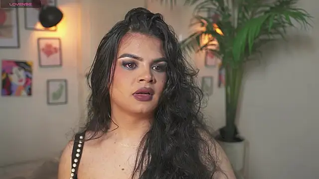 Snapshot of artechloe chatting on 02.07.26 artechloe online show from 02.07.26