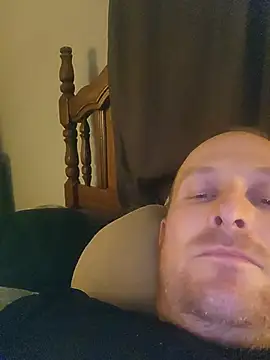 Snapshot of Rubisco90 chatting on 11.27.25 Rubisco90 online show from 11.27.25