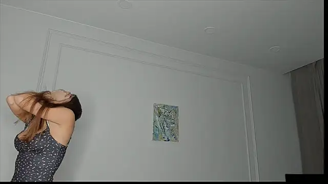 xx leila online show from 12.04.25