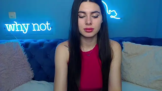 Snapshot of ViollinaLove chatting on 01.19.25 ViollinaLove online show from 01.19.25