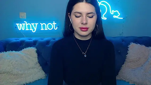 ViollinaLove online show from 03.16.26