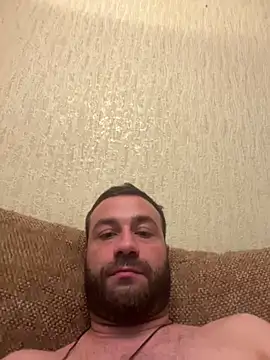 Snapshot of nikebauer95 chatting on 02.14.25 nikebauer95 online show from 02.14.25