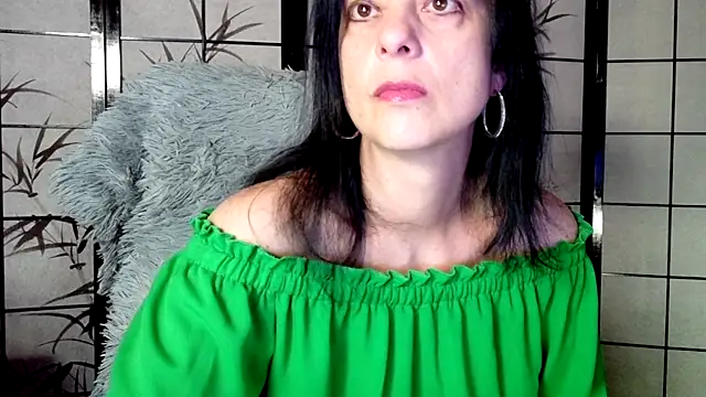 Snapshot of _Sweetlonglips_ chatting on 11.03.25 Sweetlonglips online show from 11.03.25