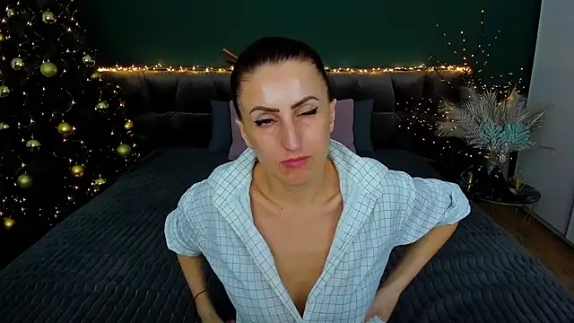 Rebecca Diamond online show from 01.14.25