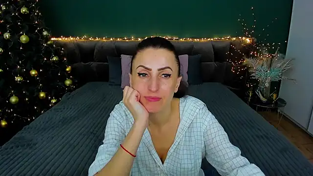 Rebecca Diamond online show from 01.16.25