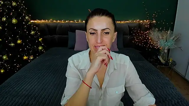 Rebecca Diamond online show from 01.20.25