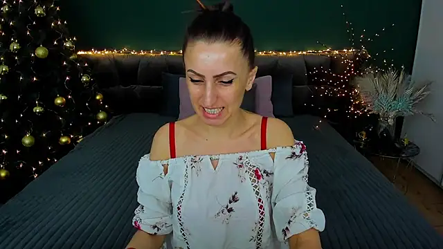 Rebecca Diamond online show from 01.22.25