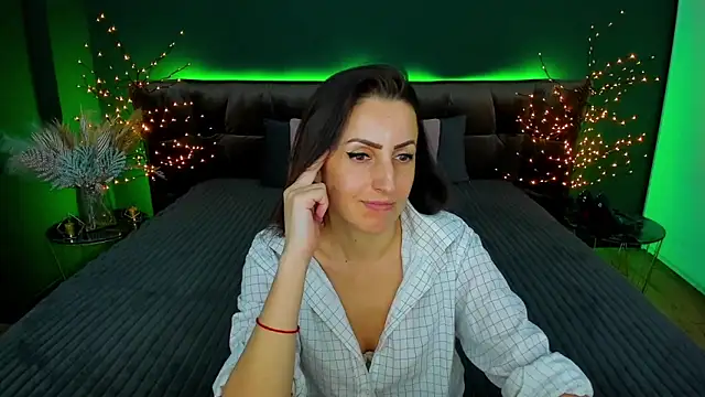 Rebecca Diamond online show from 01.27.25