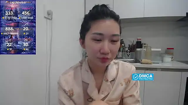 Snapshot of Asiagirll chatting on 03.06.25 Asiagirll online show from 03.06.25