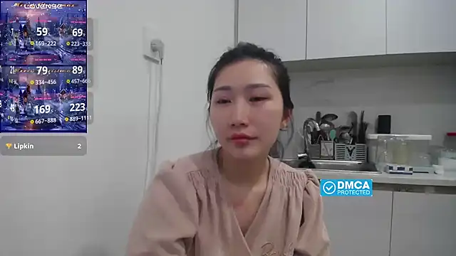 Snapshot of Asiagirll chatting on 03.17.25 Asiagirll online show from 03.17.25