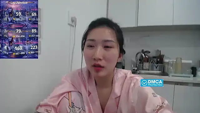 Snapshot of Asiagirll chatting on 03.19.25 Asiagirll online show from 03.19.25