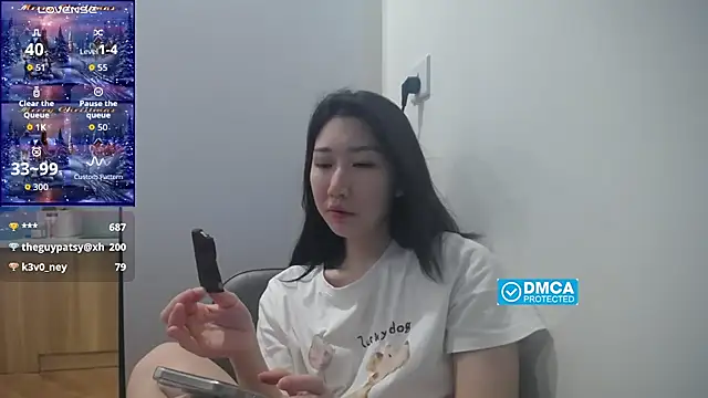 Snapshot of Asiagirll chatting on 09.30.25 Asiagirll online show from 09.30.25