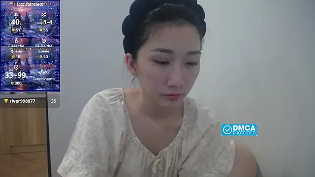 Snapshot of Asiagirll chatting on 10.08.25 Asiagirll online show from 10.08.25