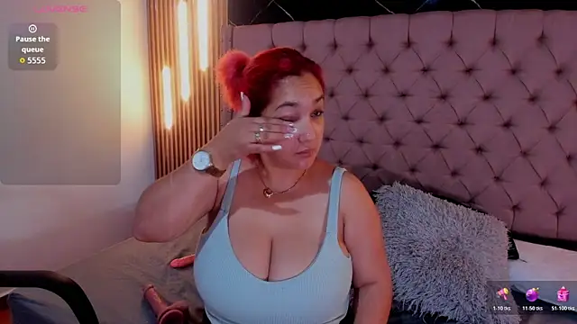 Snapshot of Eva_MilfF chatting on 02.07.26 Eva MilfF online show from 02.07.26