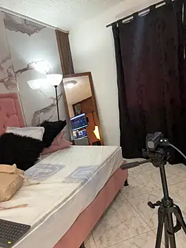 Eva MilfF online show from 04.17.26