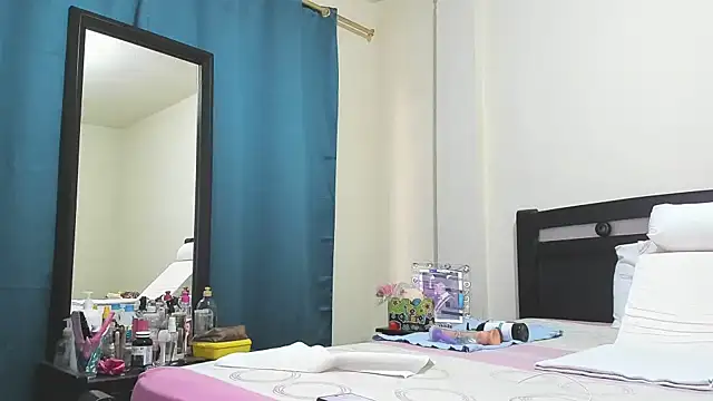 mara2020 69 online show from 09.11.25