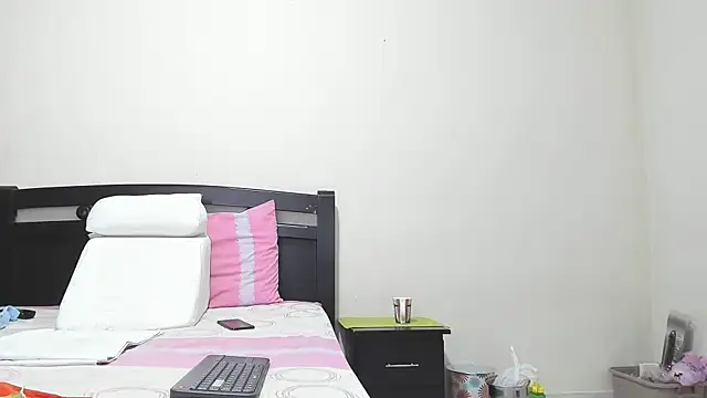 mara2020 69 online show from 09.15.25