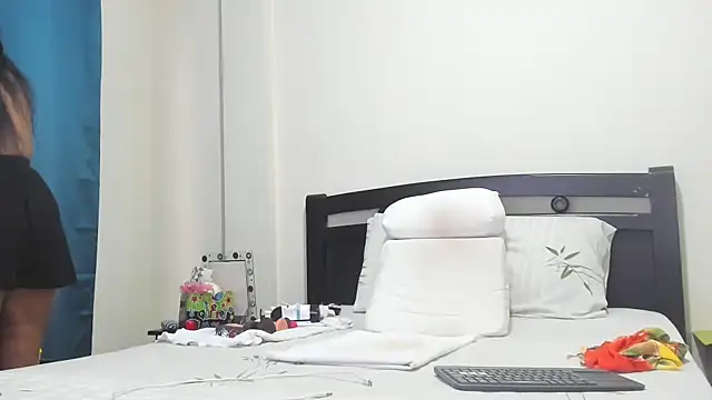 mara2020 69 online show from 11.26.25