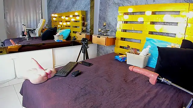 elena mature online show from 01.07.25