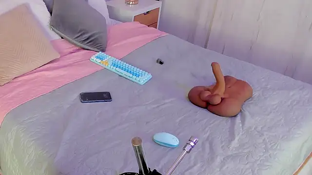 Snapshot of elena_mature chatting on 10.18.25 elena mature online show from 10.18.25