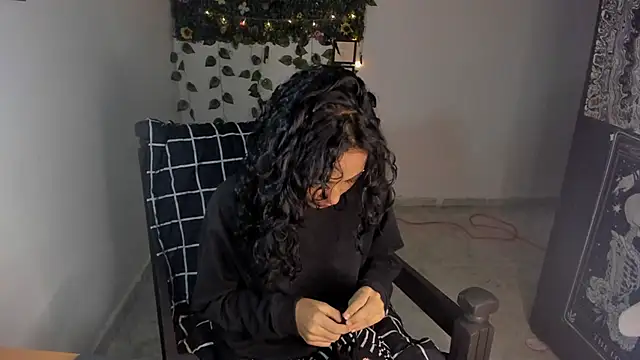 Snapshot of Mary_Rosse1 chatting on 10.15.25 Mary Rosse1 online show from 10.15.25