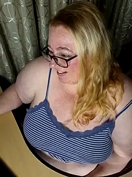 Iceprincess2bad4u online show from 12.21.25