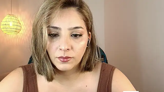 YummyAnna  online show from 06.12.26