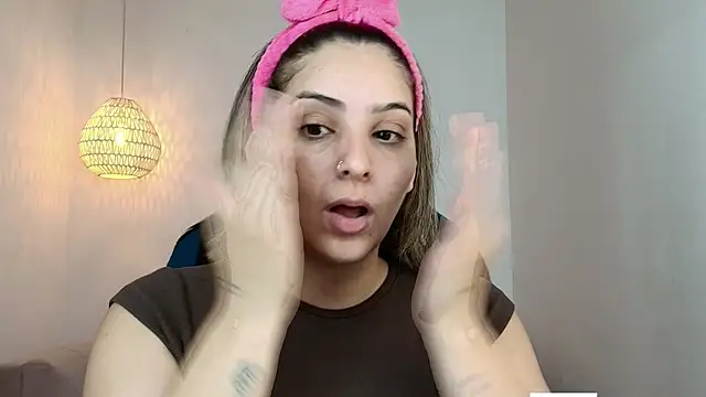 YummyAnna  online show from 06.18.26