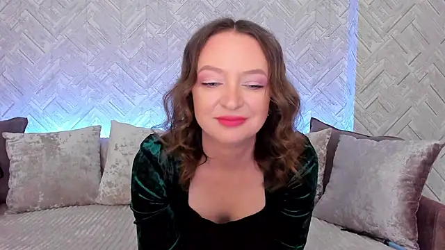 EvaBarsa  online show from 11.18.25