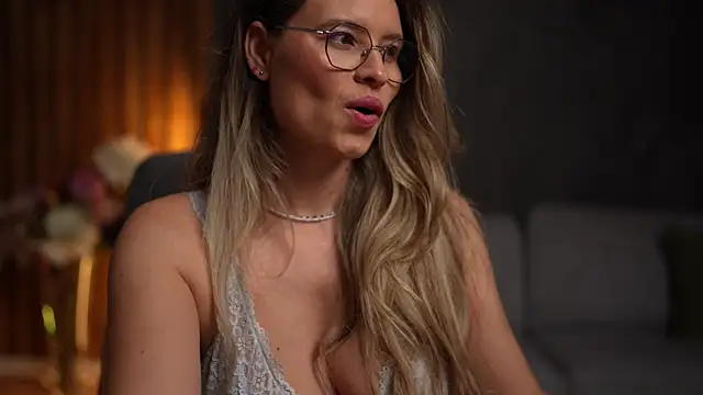 BrandyWhite online show from 11.18.25