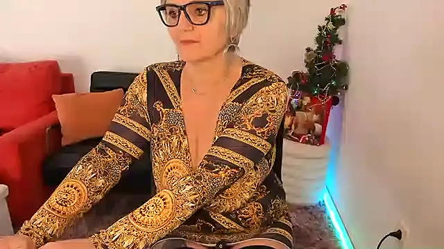 Milf-Ella online show from 12.21.25