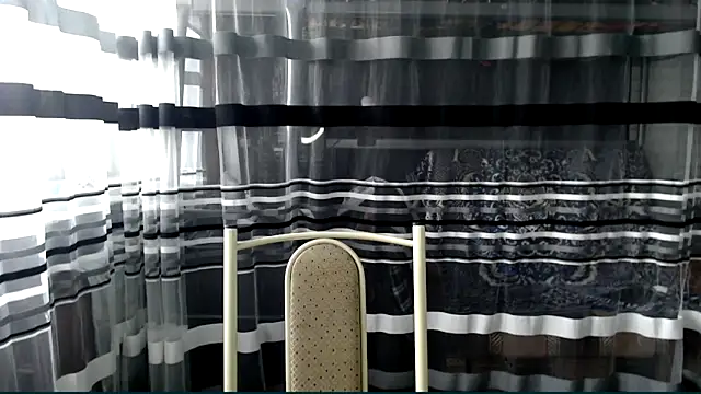 Snapshot of cold_lollipop chatting on 09.24.25 cold lollipop online show from 09.24.25