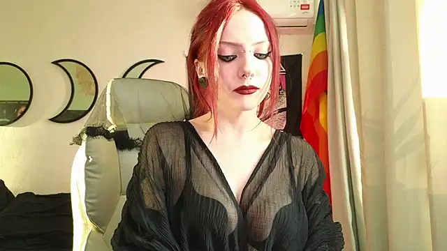 Snapshot of Ivon_Diaz chatting on 03.15.25 Ivon Diaz online show from 03.15.25