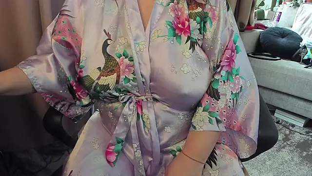 Snapshot of Anita-boobs chatting on 02.15.26 Anita-boobs online show from 02.15.26