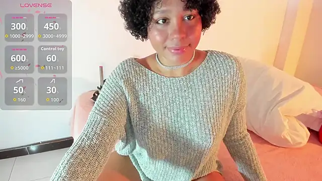 Snapshot of Electric_bae chatting on 09.21.25 Electric bae online show from 09.21.25