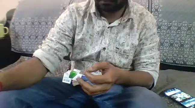 Snapshot of redvelvet_4 chatting on 02.11.25 redvelvet 4 online show from 02.11.25