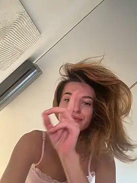 -AngelAri- online show from 04.10.26